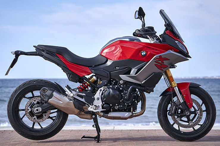 bmw f900xr 2020 review spec price_41.jpg